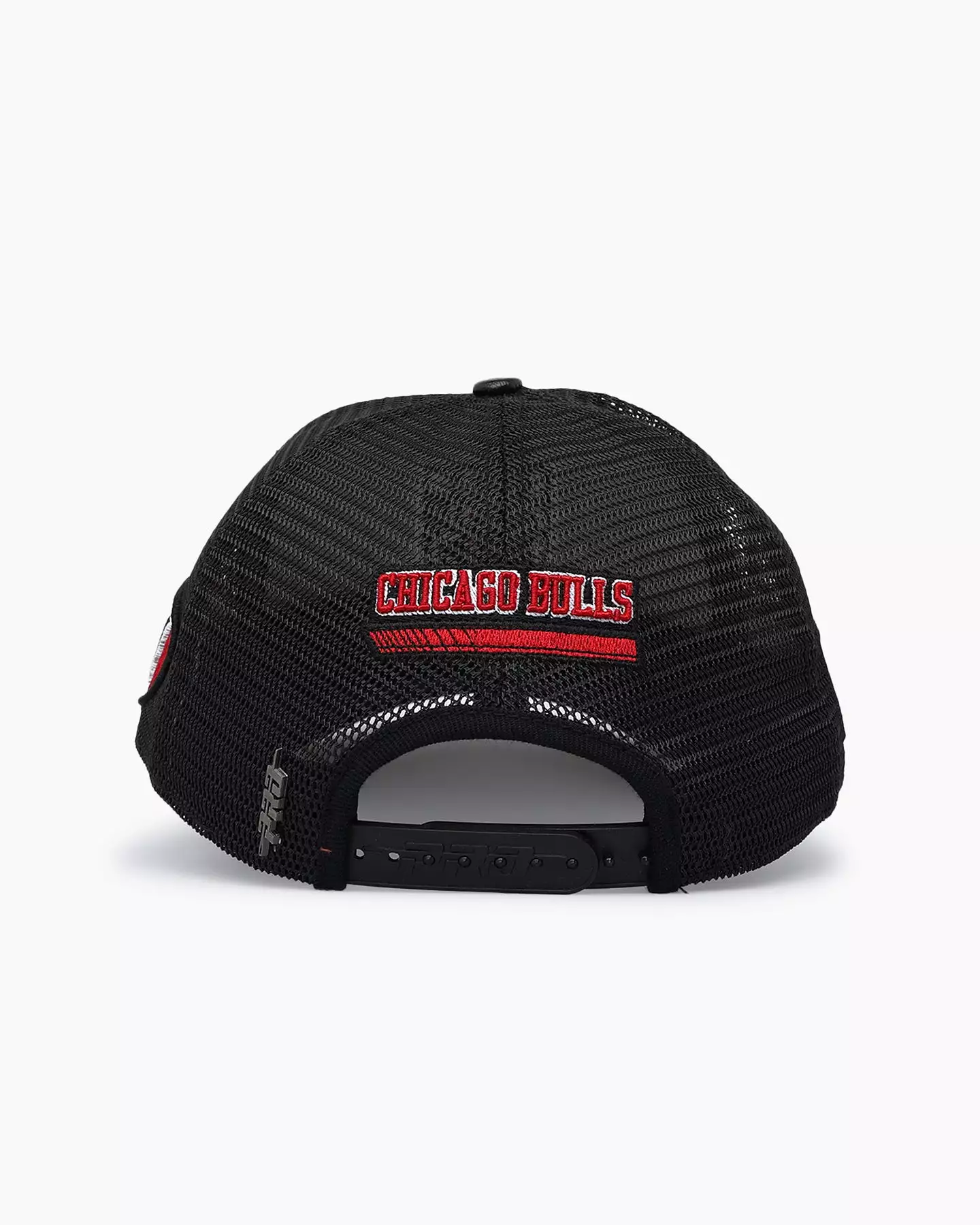 Pro Standard Chicago Bulls Fast Lane Trucker Snapback Black