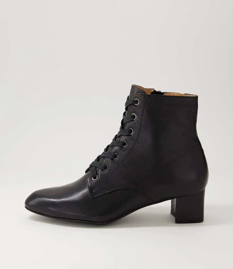 SUPERSOFT Magic Black Leather Ankle Boots