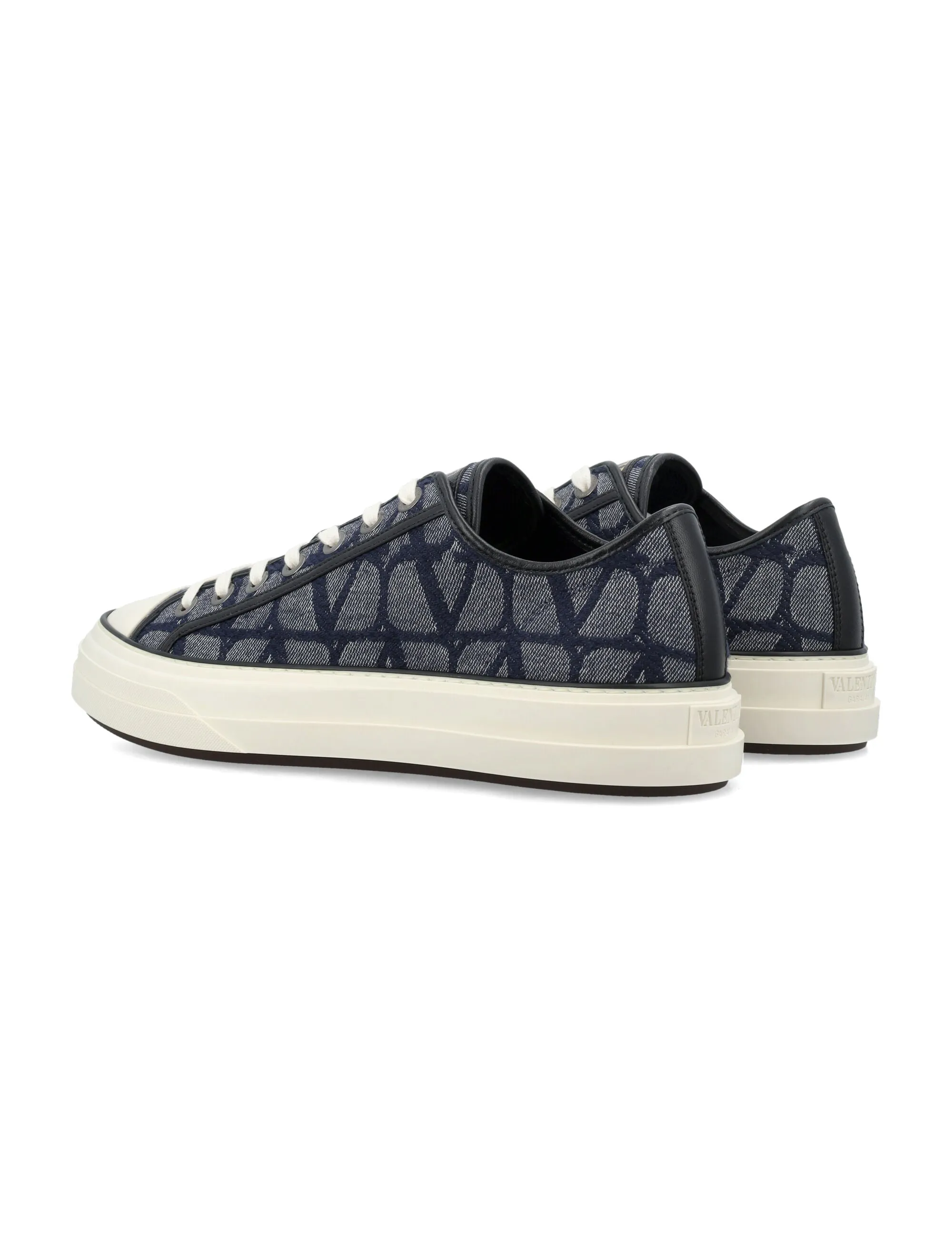 TOILE ICONOGRAPHE SNEAKER