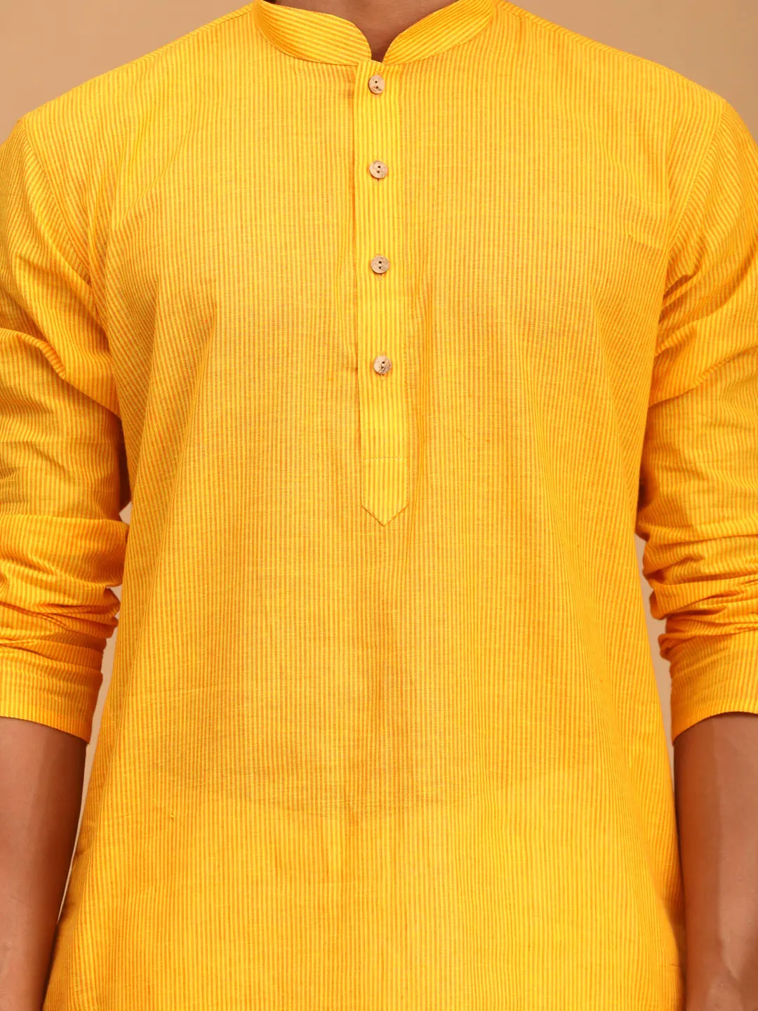 VASTRAMAY Men's Yellow Cotton Handloom Kurta With White Pant Set